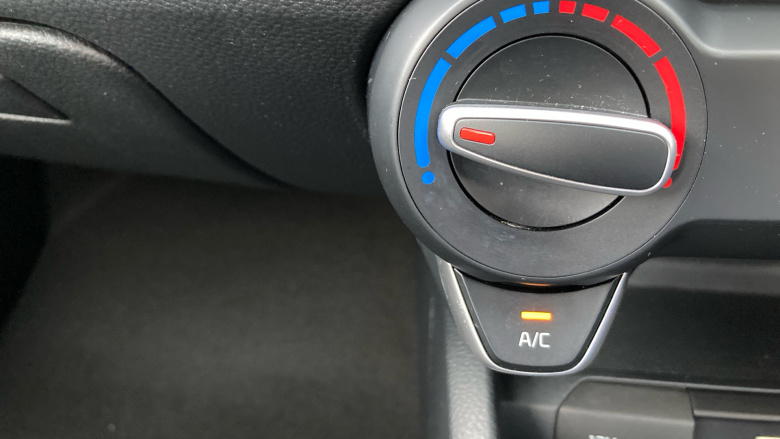 Kia Stonic 1.0T GDi 99 2 5dr Petrol Estate